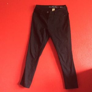 Black faded glory skinny jeans